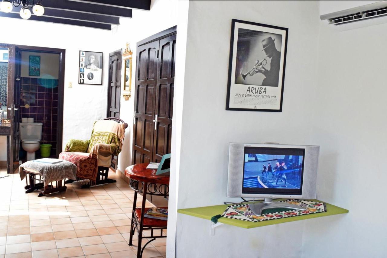 Villa Bougainvillea Aruba, The Tango Suite Palm Beach Buitenkant foto